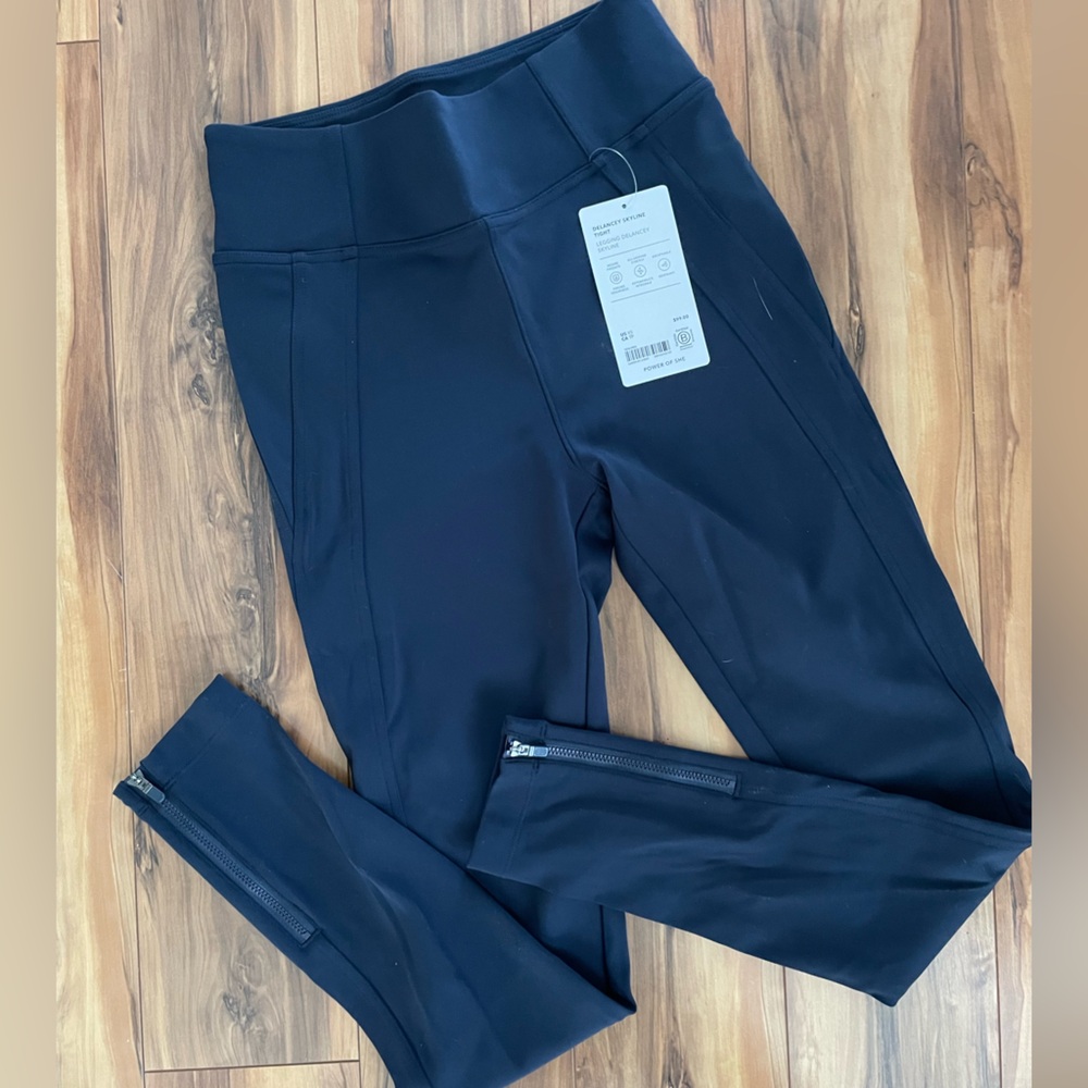 NWT Athleta Delancey Thight XS navy legging pants buttery soft fabric Women’s